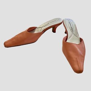 GUC Leather Andrew Geller mules in salmon